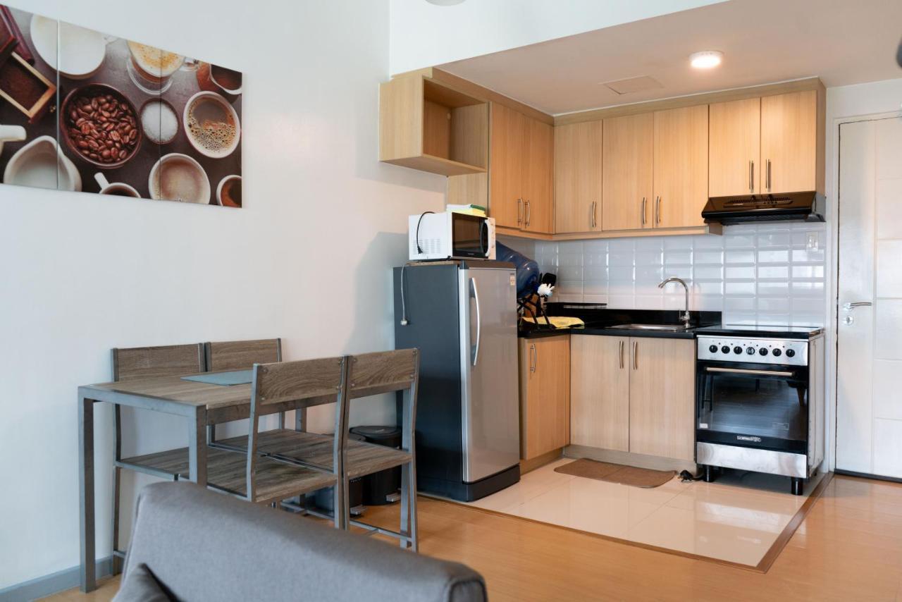 Prime Avant Bgc Location Apartments By Ph Staycation Manila Exteriér fotografie
