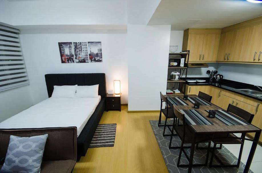 Prime Avant Bgc Location Apartments By Ph Staycation Manila Exteriér fotografie