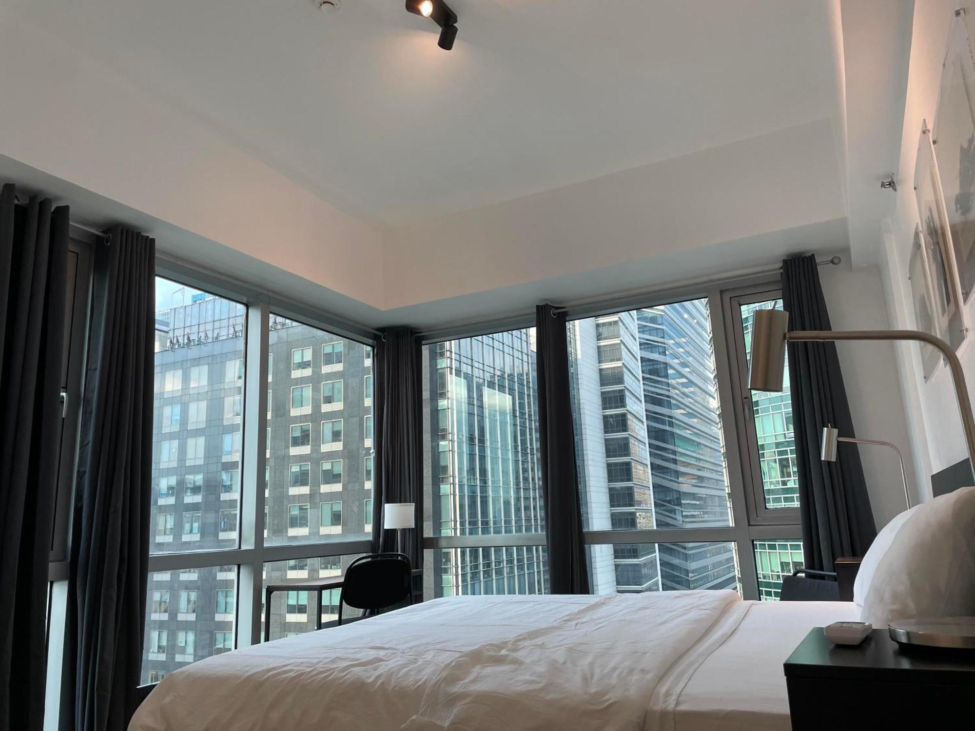 Prime Avant Bgc Location Apartments By Ph Staycation Manila Exteriér fotografie