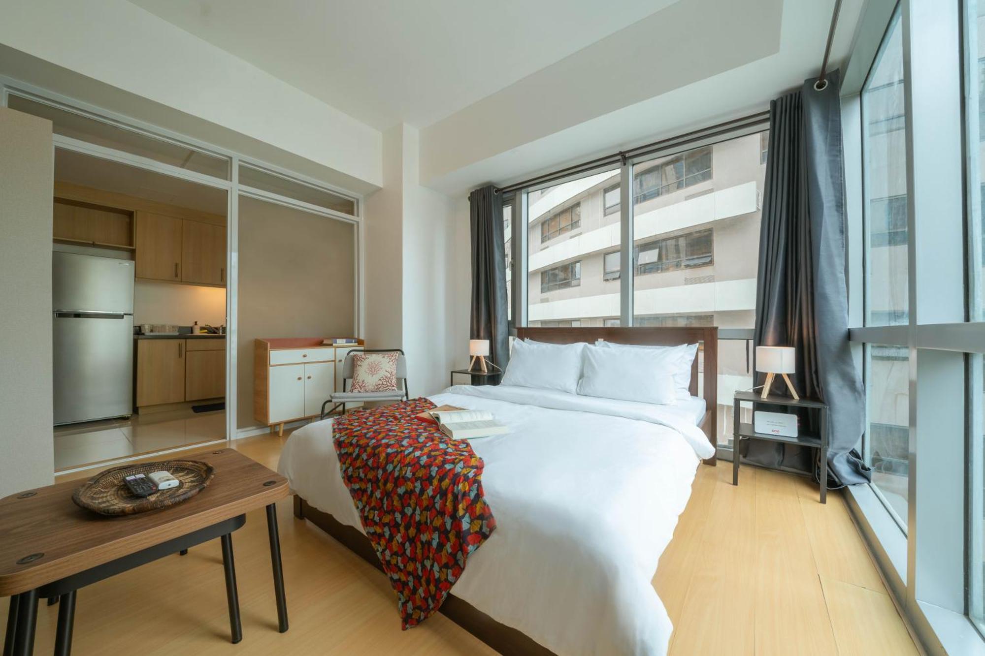 Prime Avant Bgc Location Apartments By Ph Staycation Manila Exteriér fotografie