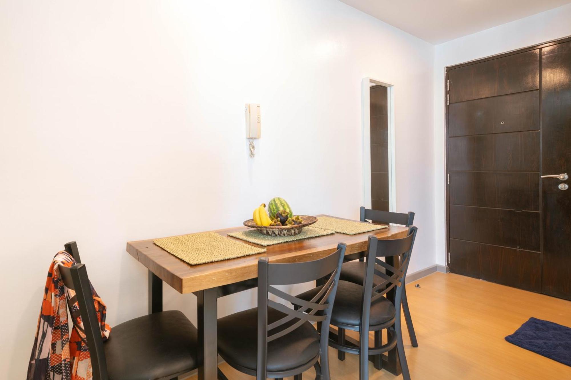 Prime Avant Bgc Location Apartments By Ph Staycation Manila Exteriér fotografie